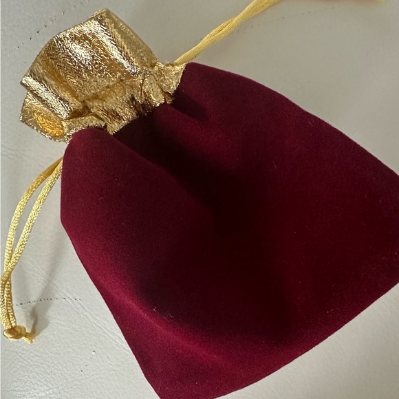 Taylor personalized bracelet with adjustable clasp - Picture 2 of 3